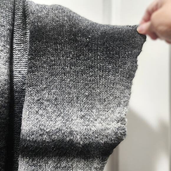 Romeo & Juliet Couture Ombre Stripe Long Open Knit Cardigan M - Picture 8 of 9